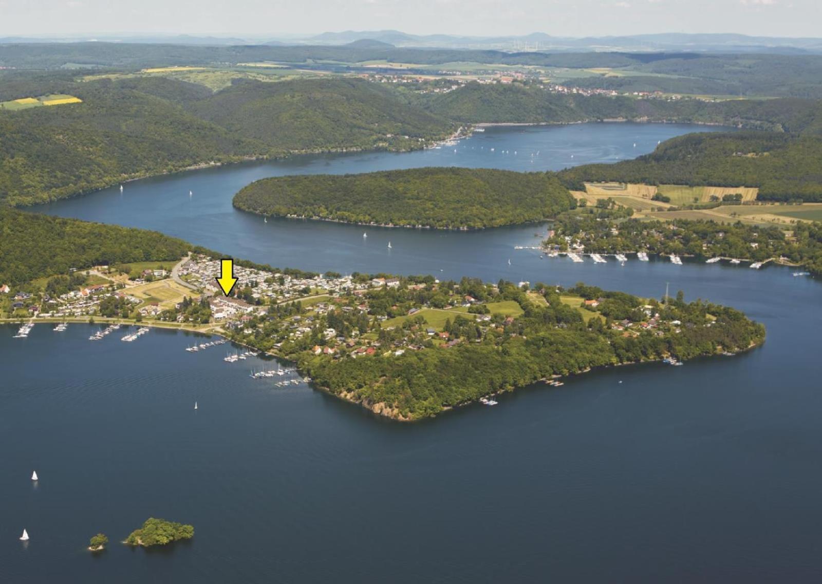 Gemutliche 93M2Fewo Mit 2 Schlafzimmern Und Seitlichem Seeblick Vom Balkon Scheid  Exterior photo